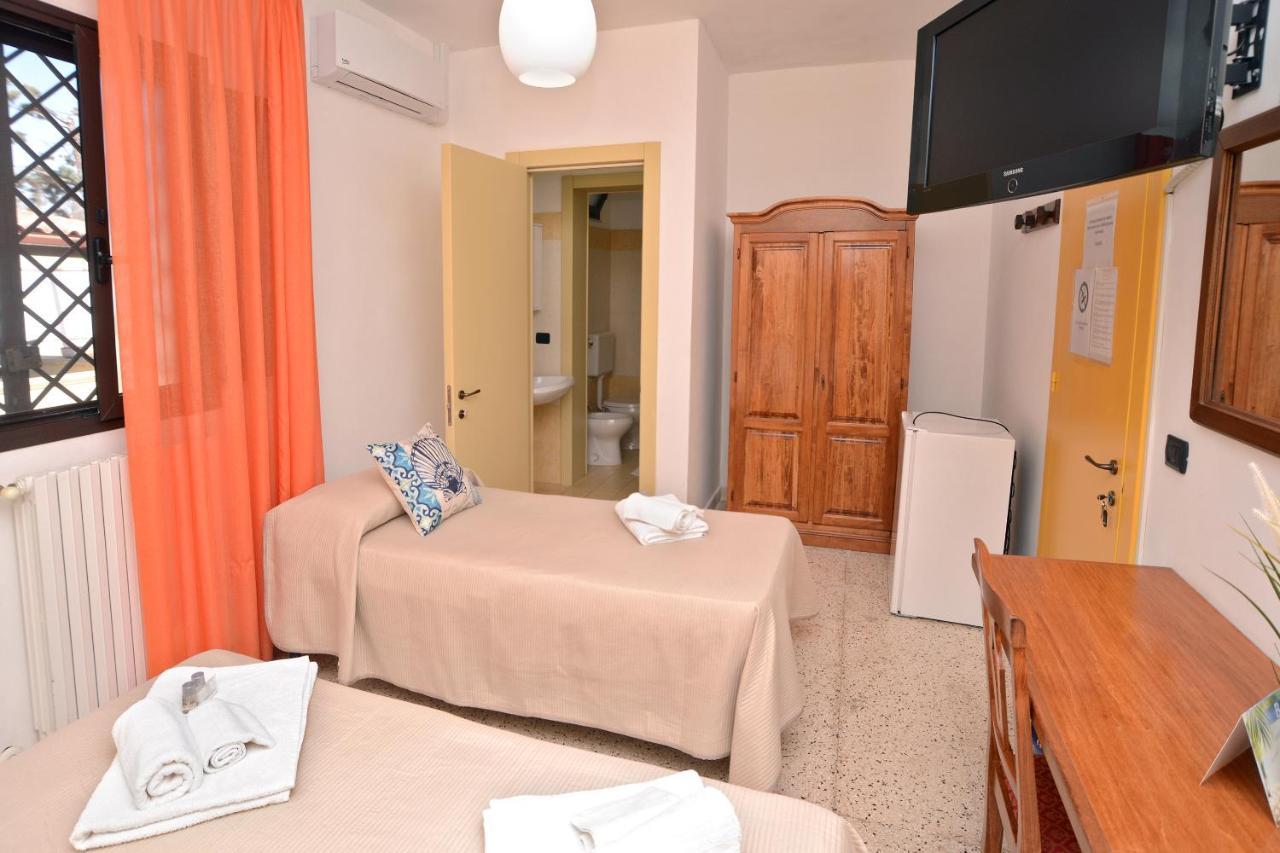 Coral B&B Porto Cesareo Eksteriør bilde