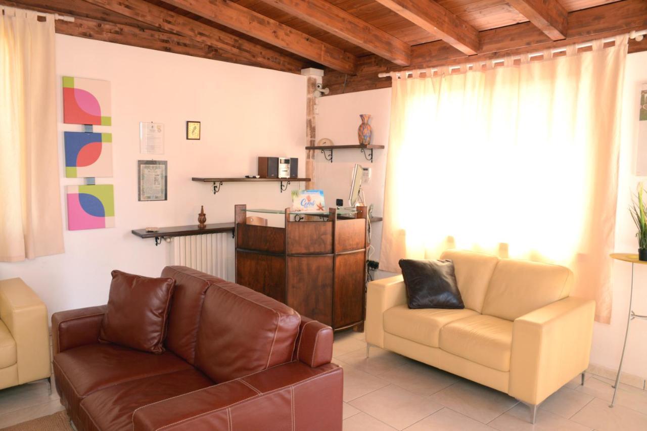Coral B&B Porto Cesareo Eksteriør bilde